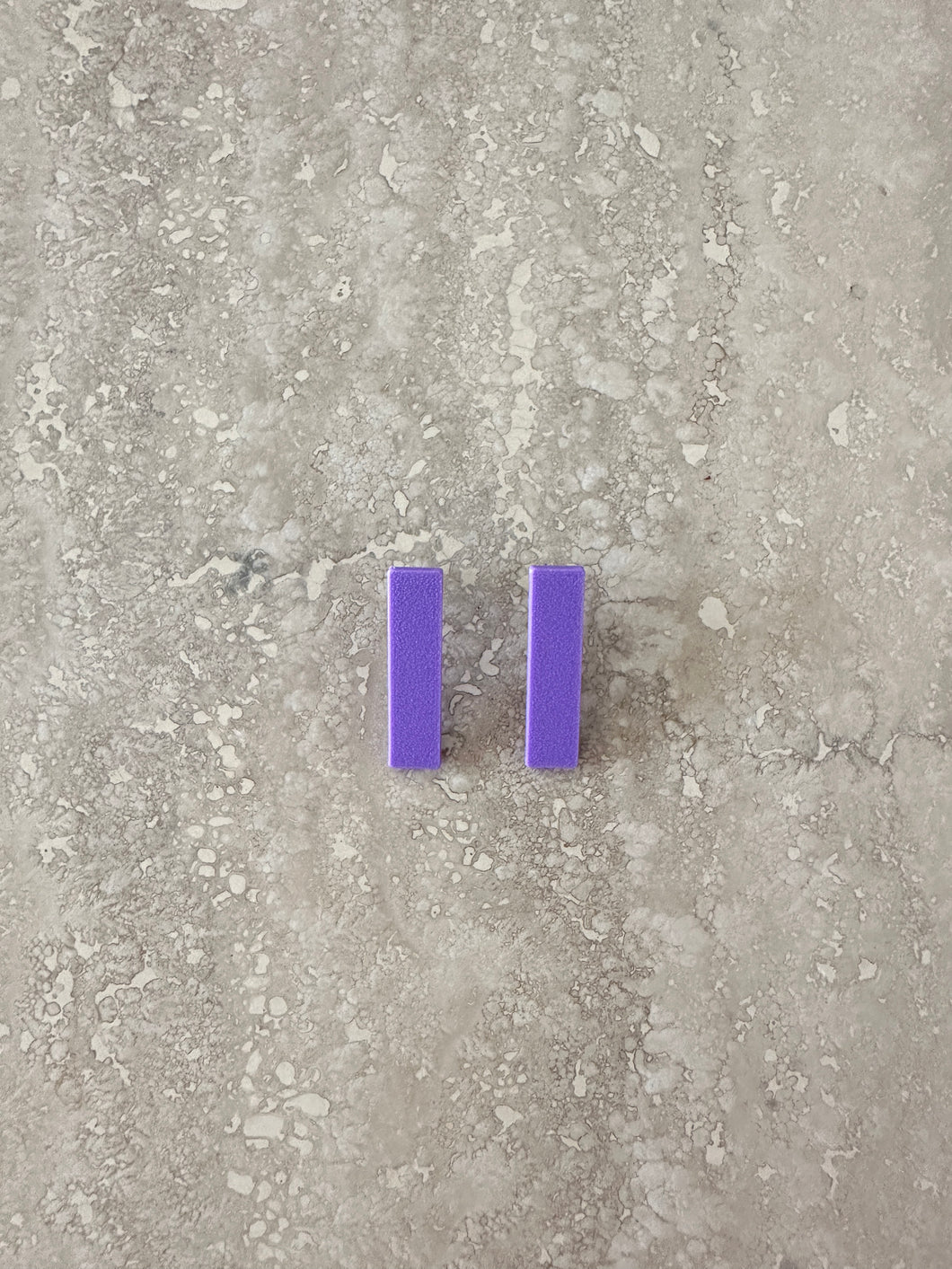 Italic I - paars