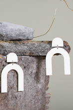 Afbeelding in Gallery-weergave laden, DOUBLE C - WIT
