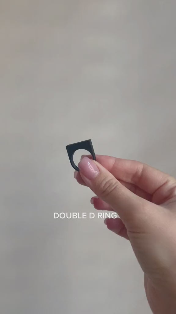 DOUBLE D RING